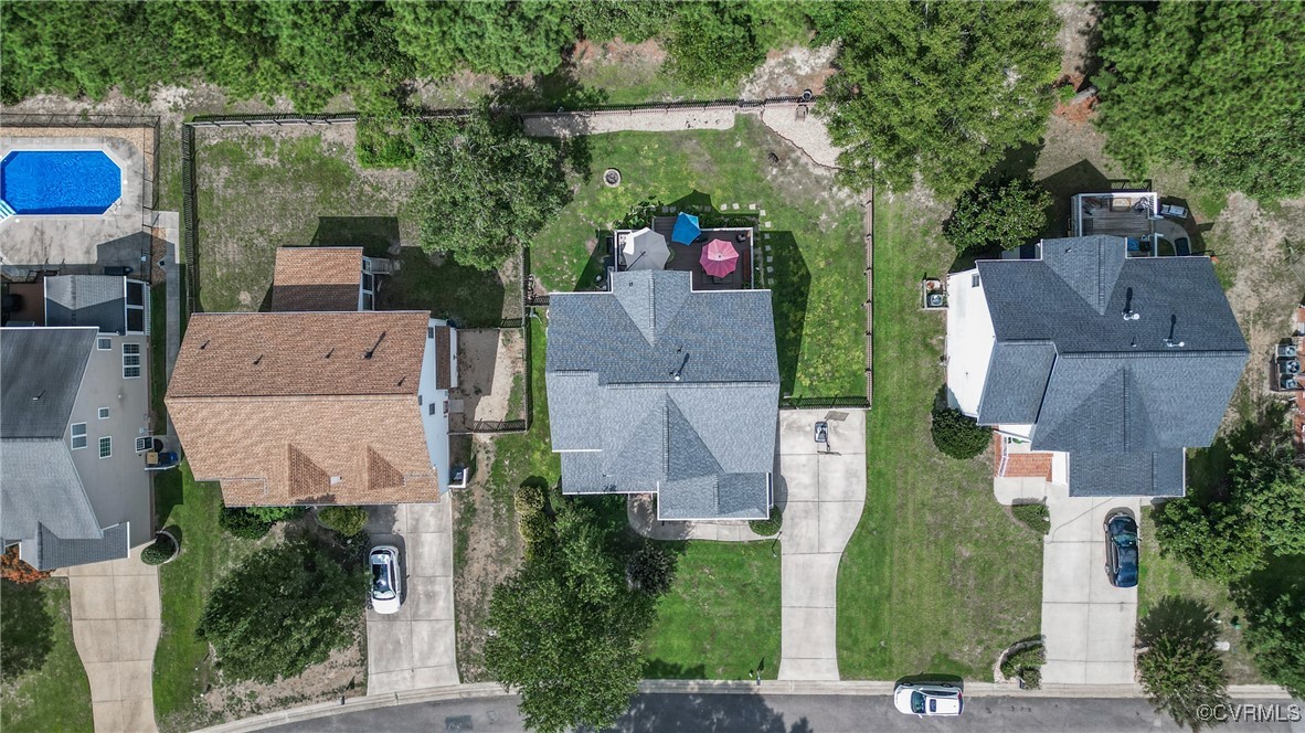 7745 Hampton Green Dr