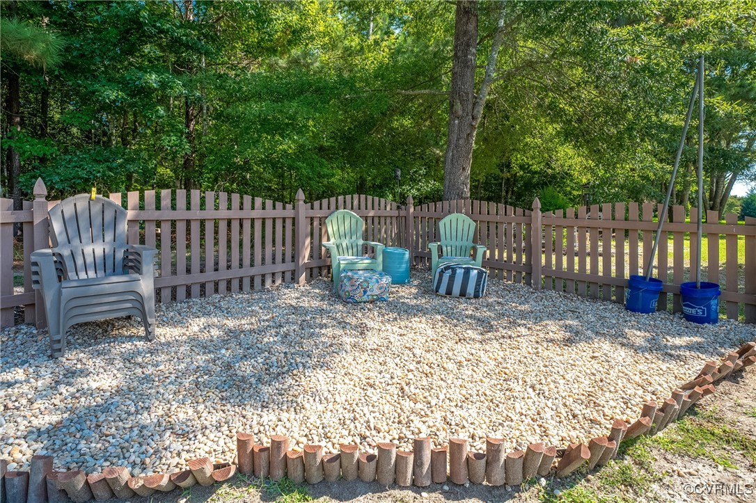 7745 Hampton Green Dr