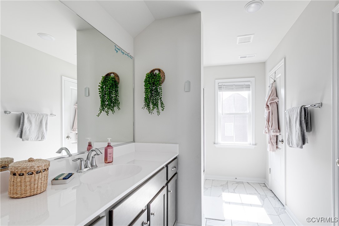 15830 W Millington Dr