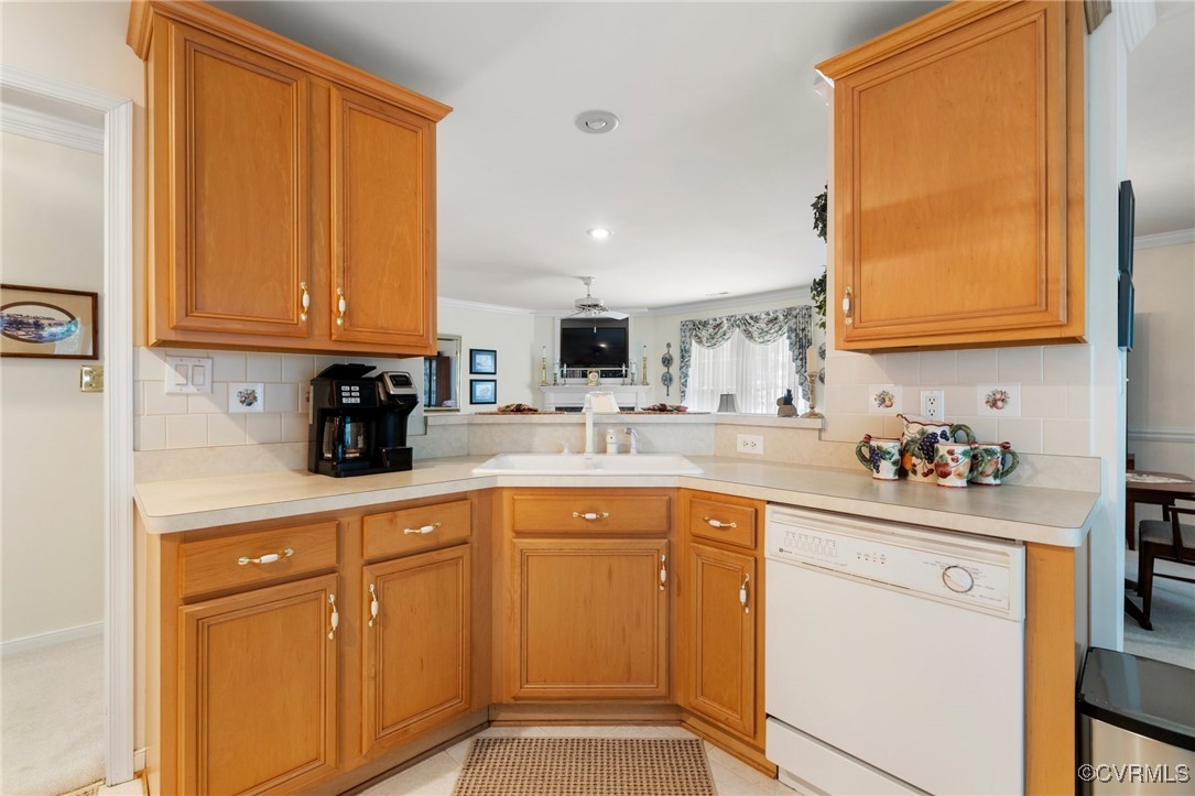 8878 Emerald Dunes Cir