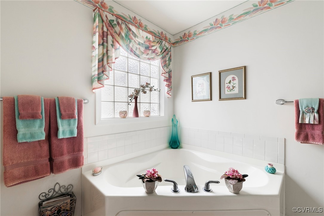 8878 Emerald Dunes Cir