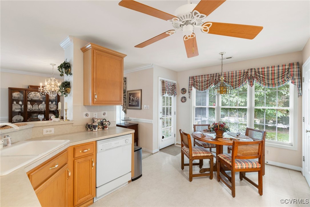 8878 Emerald Dunes Cir