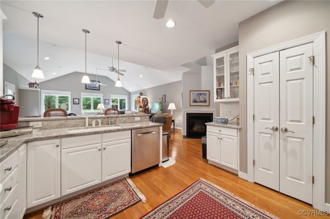 16183 Point Beverly Ct