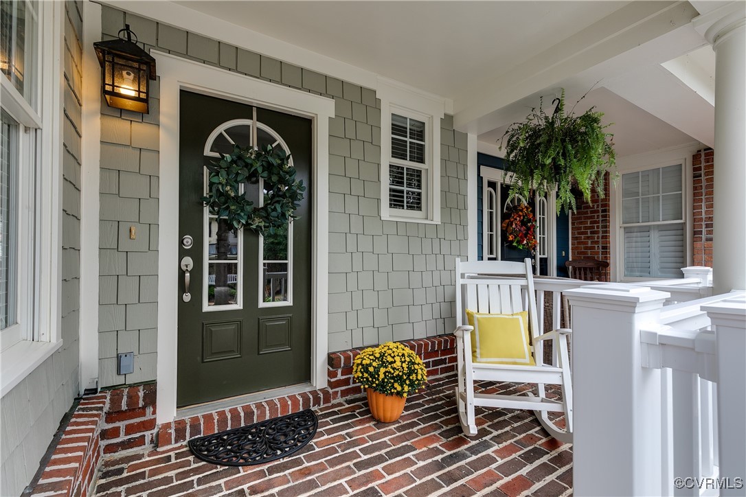 9302 Creeks Crossing Blvd