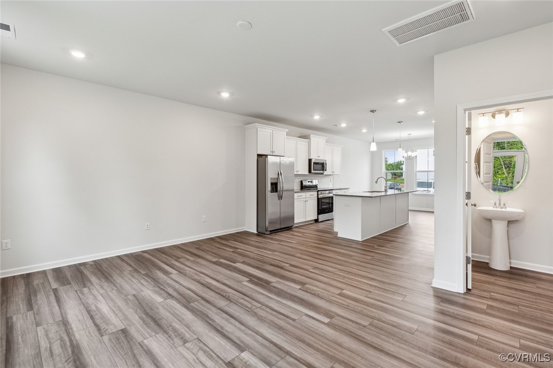 356 Mt. McCauley Way