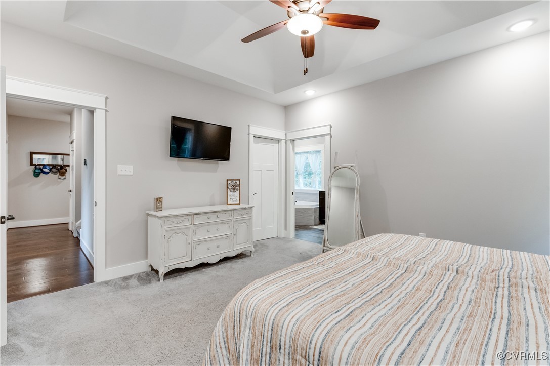 8308 Drakes Landing Ct