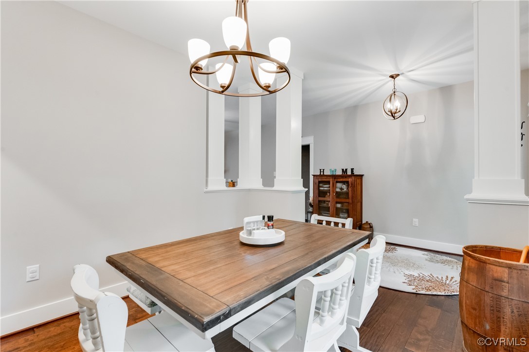 8308 Drakes Landing Ct