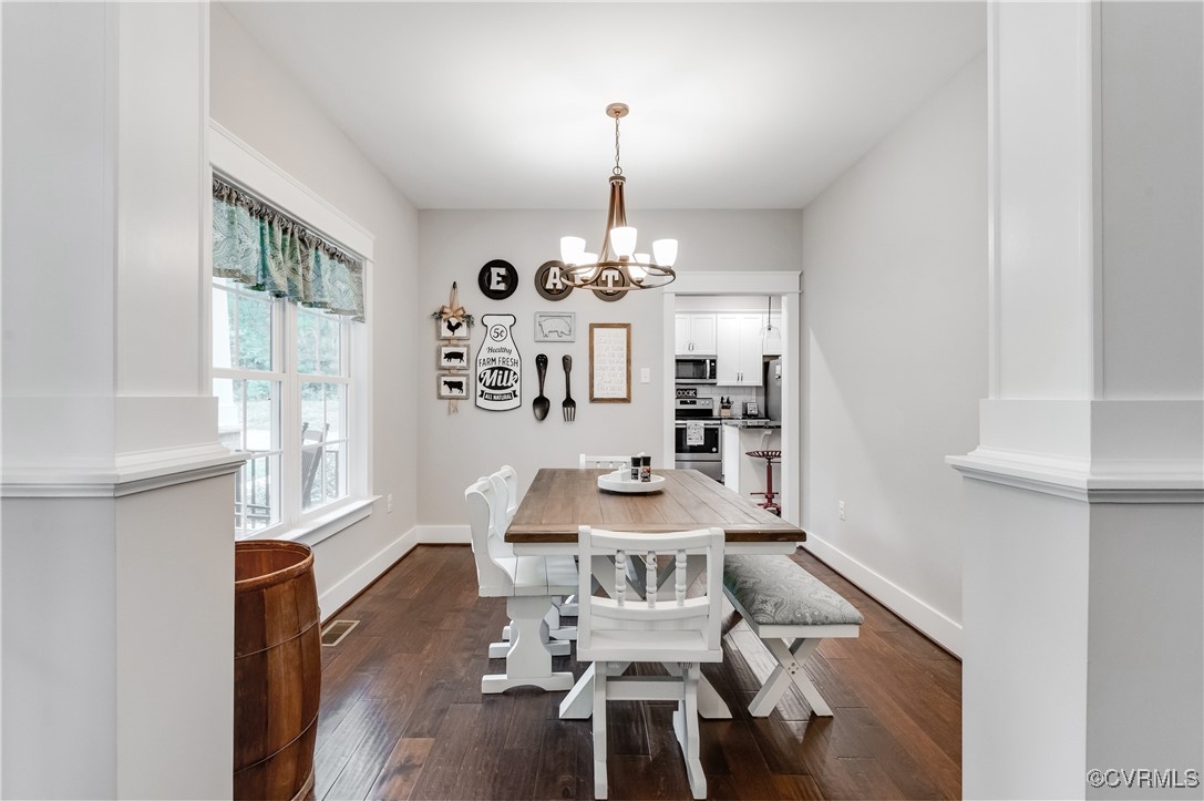 8308 Drakes Landing Ct