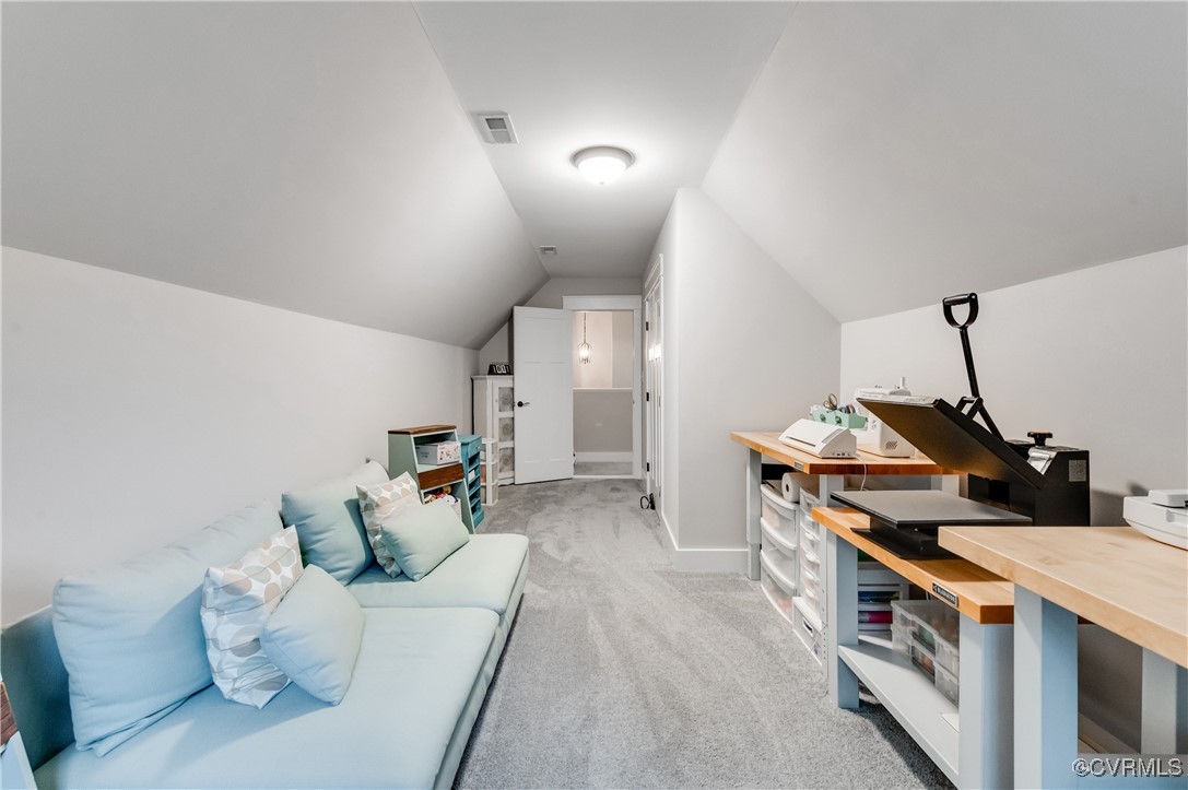 8308 Drakes Landing Ct