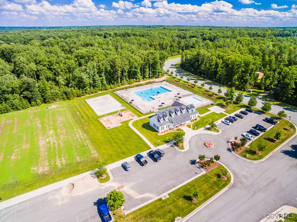 219 Poplar Forest Ct