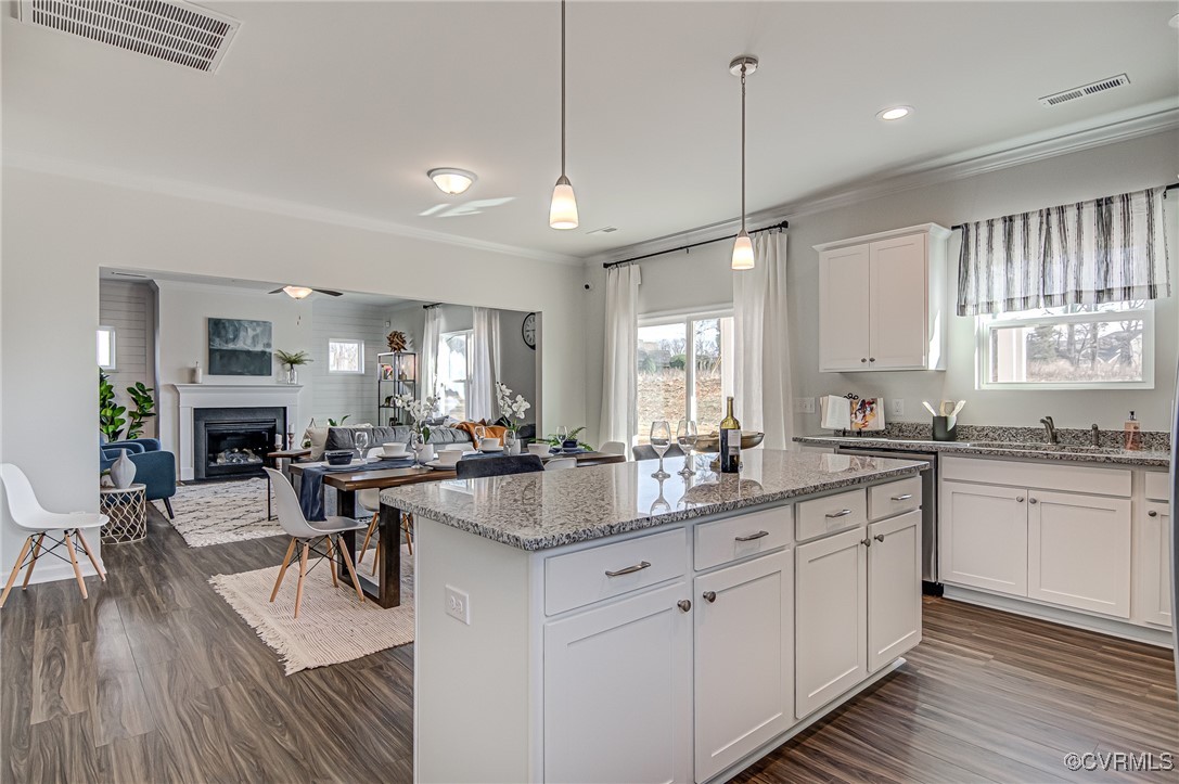 219 Poplar Forest Ct