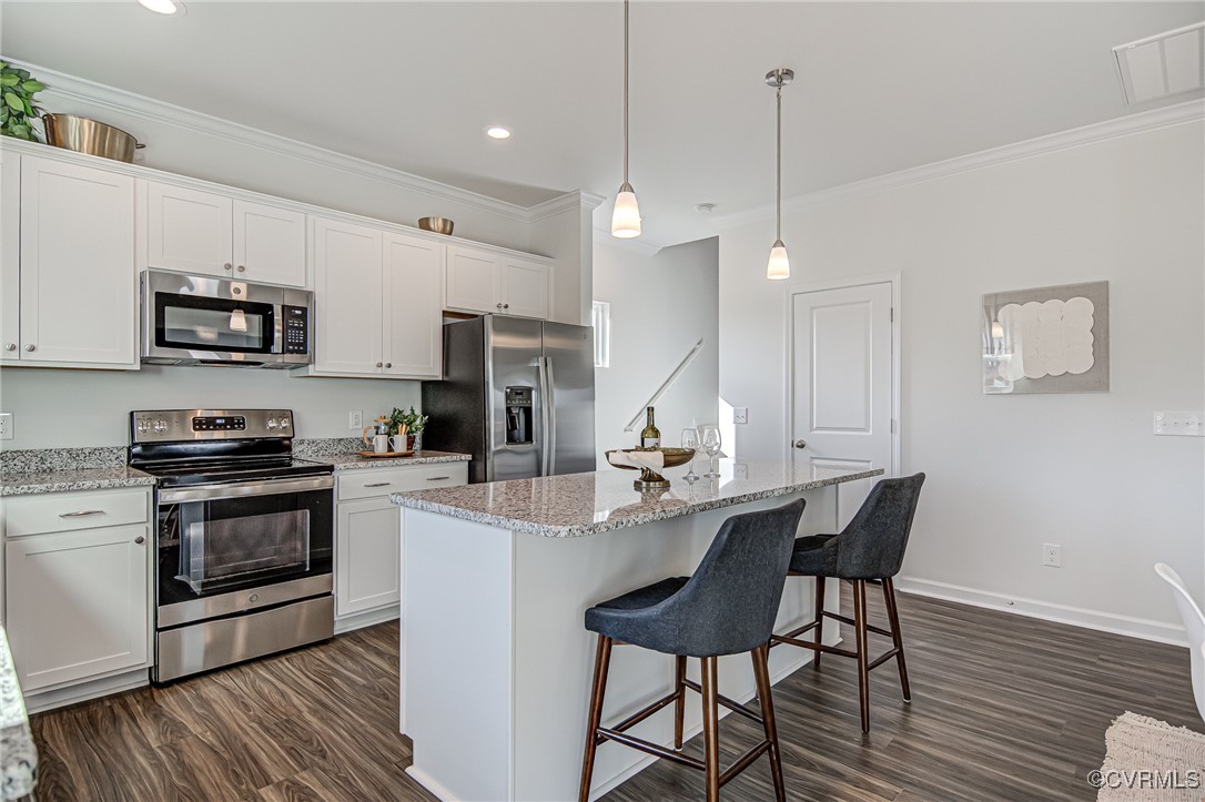 219 Poplar Forest Ct