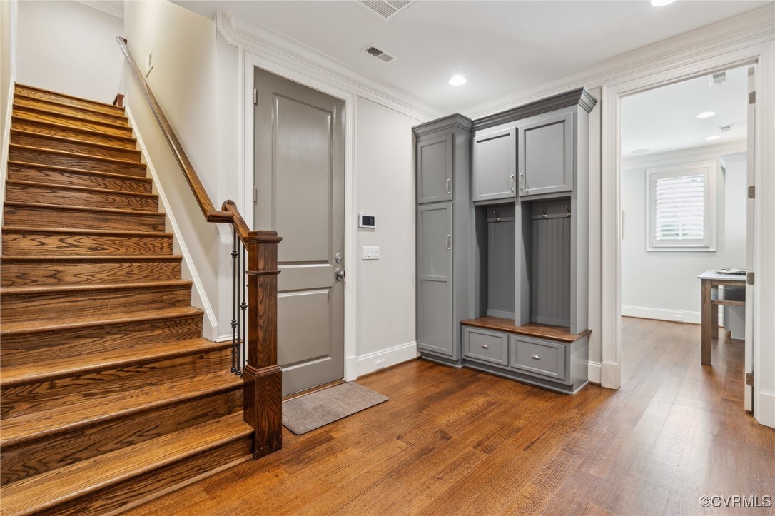 9131 James Riverwatch Dr