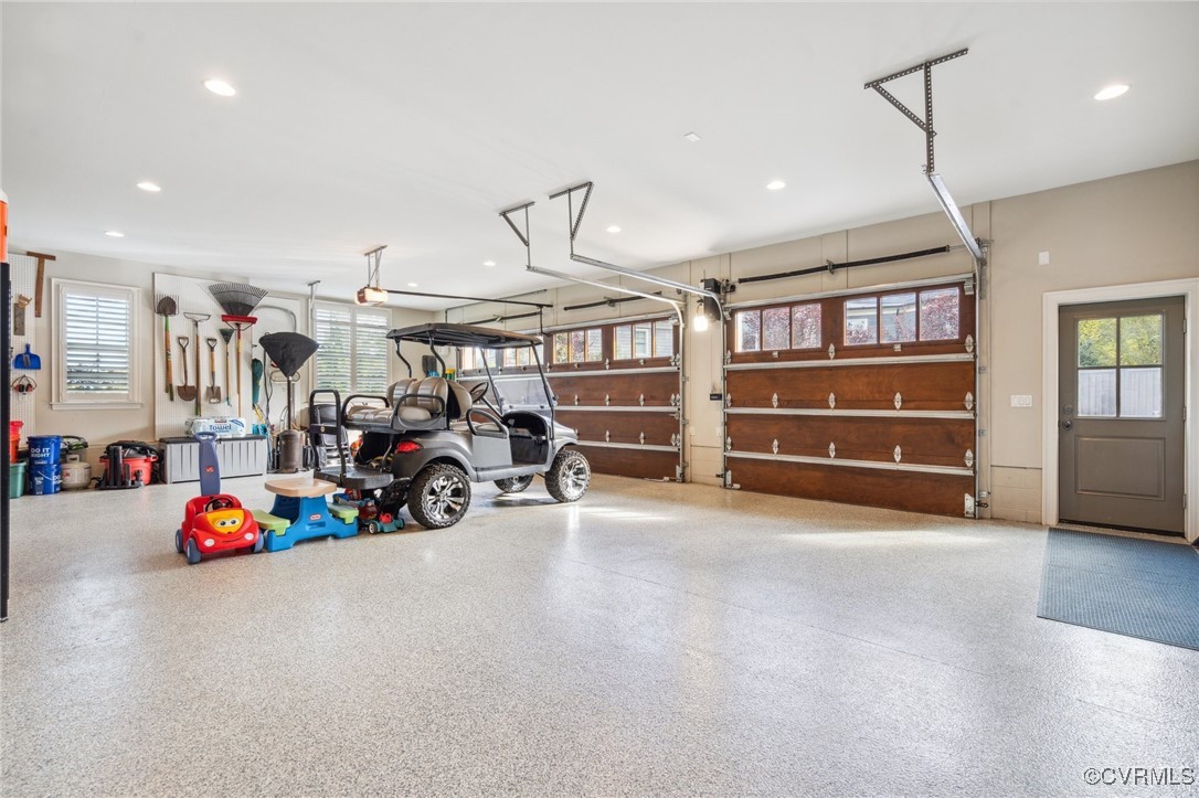 9131 James Riverwatch Dr