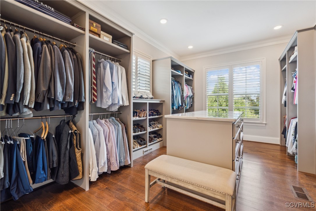 9131 James Riverwatch Dr