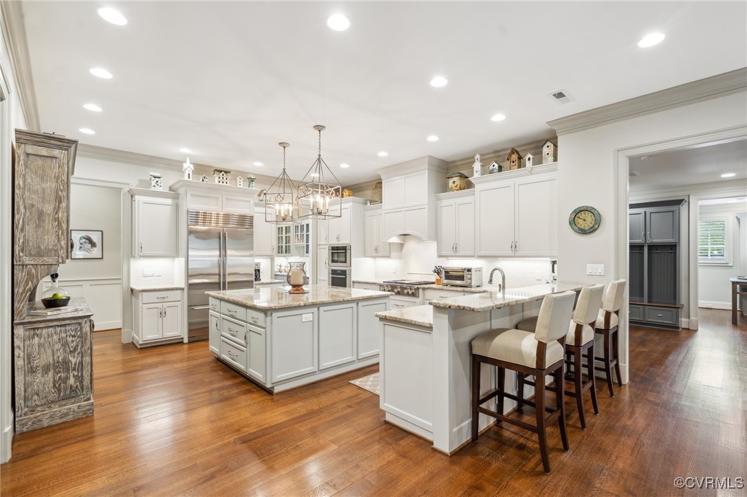 9131 James Riverwatch Dr