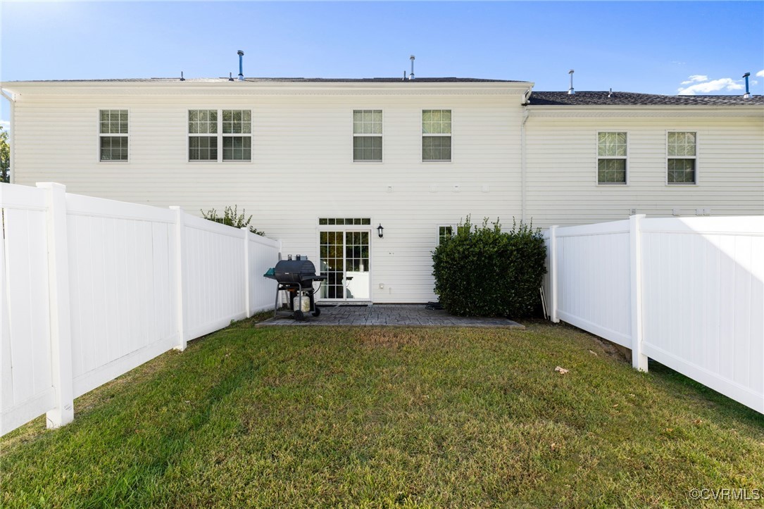 9202 Old Mayland Way