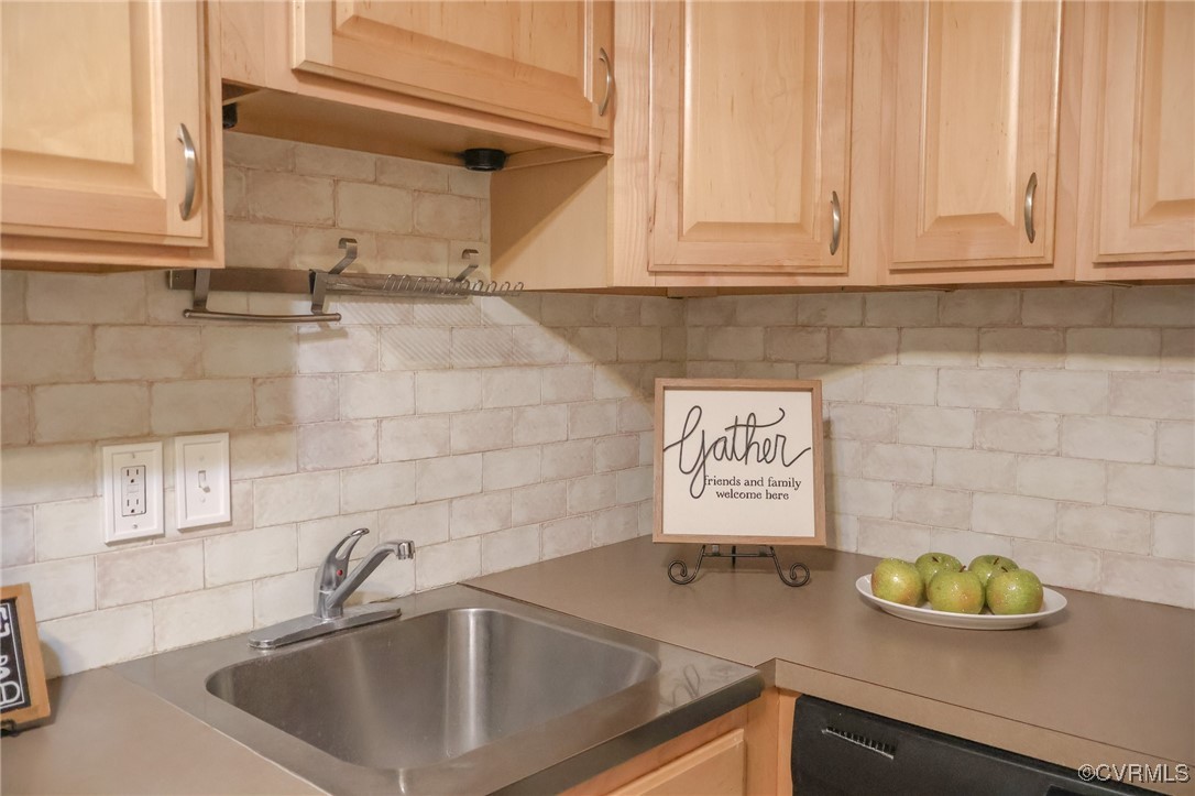 20 Waterfall Rd Unit#20