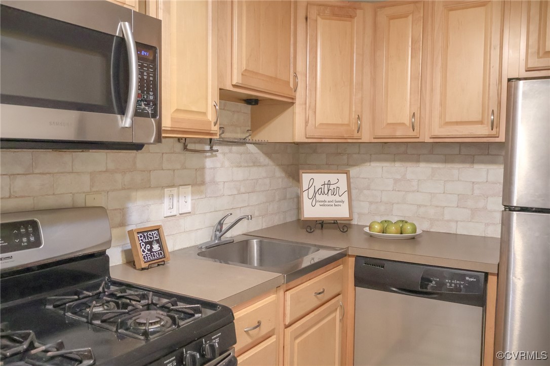 20 Waterfall Rd Unit#20