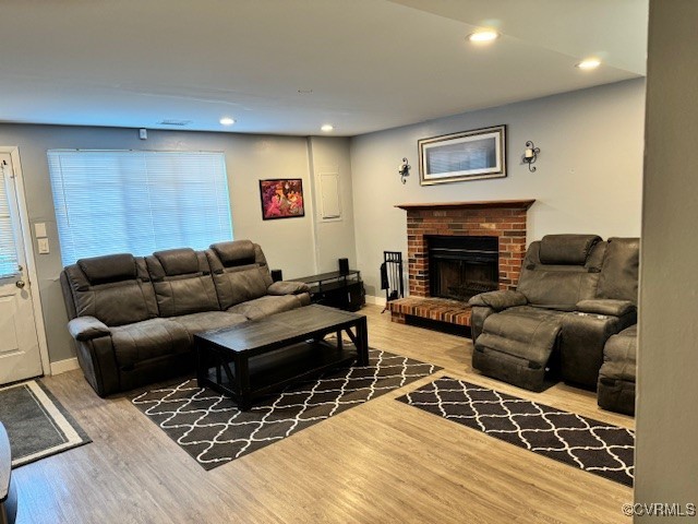 7932 Clovertree Ct