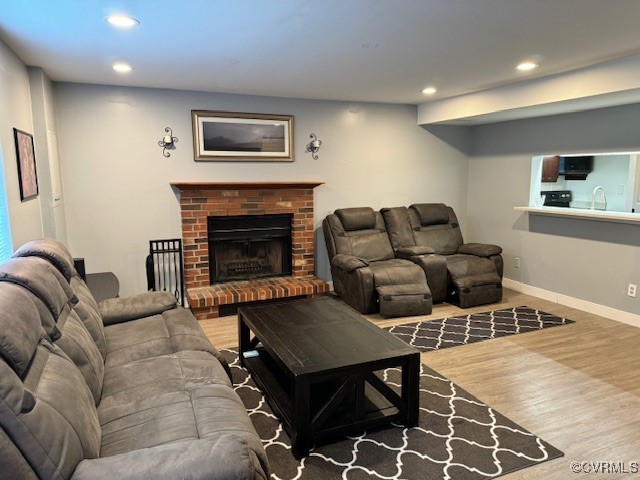 7932 Clovertree Ct