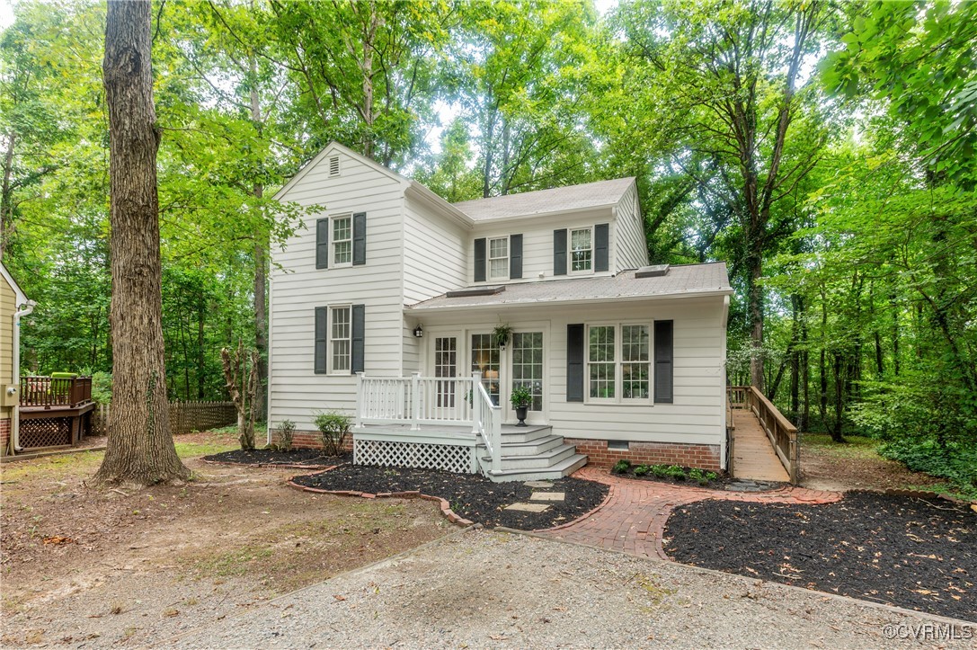 13702 Arrowood Ct