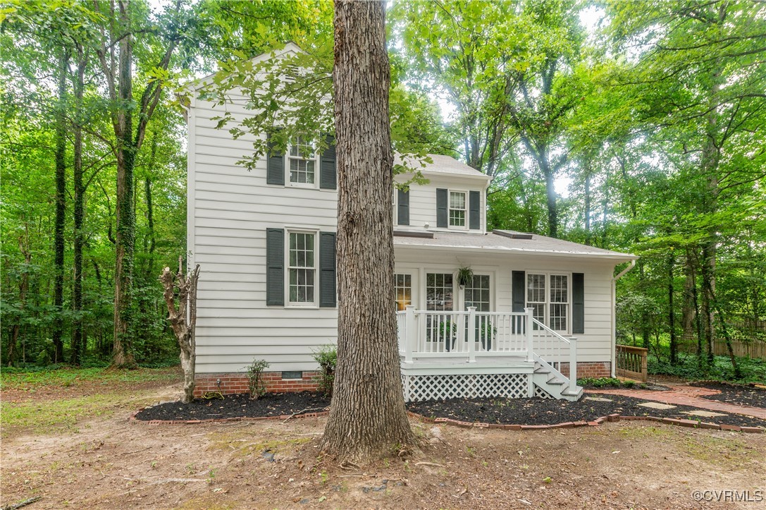 13702 Arrowood Ct