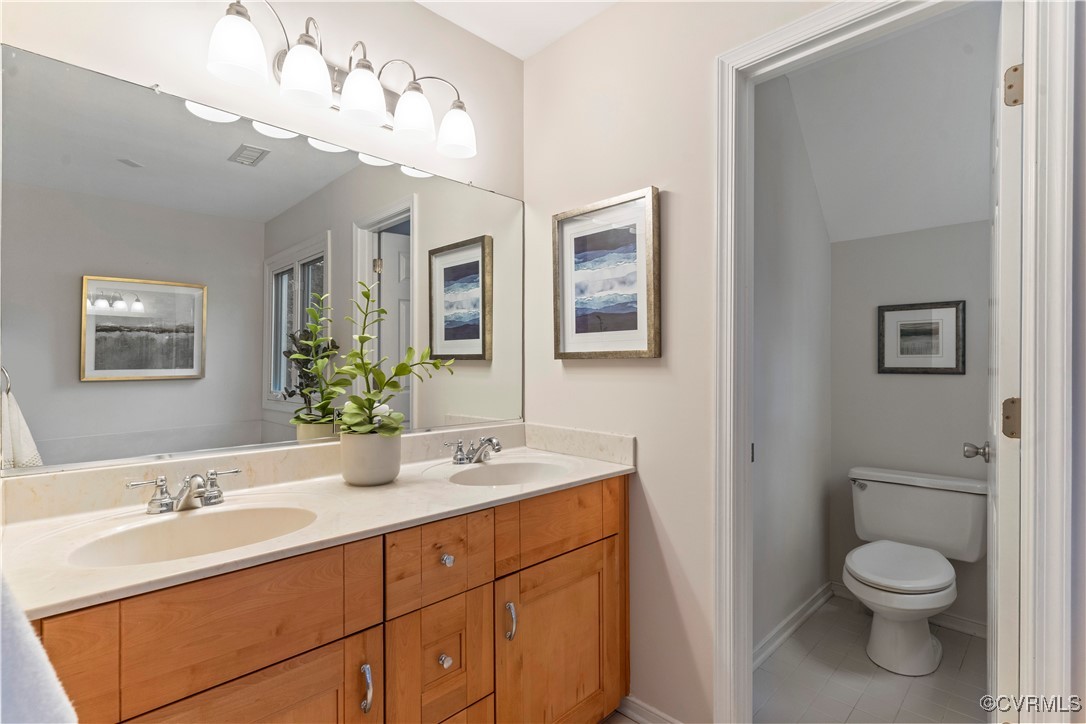 5407 Meadow Chase Rd