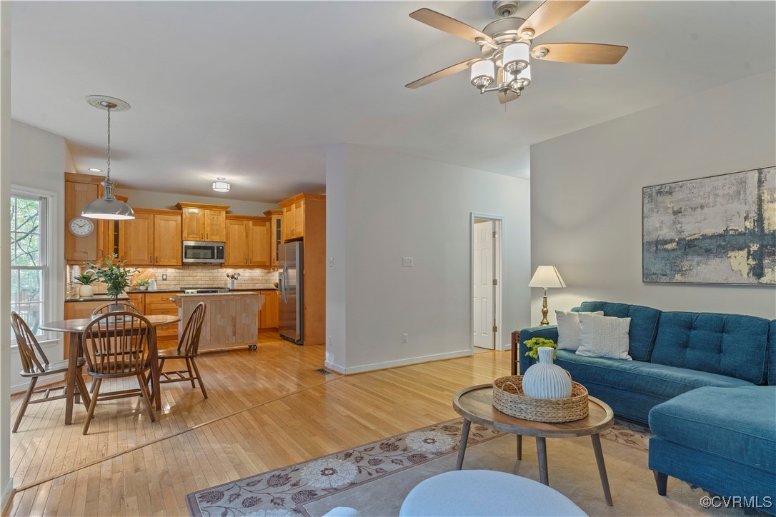 5407 Meadow Chase Rd