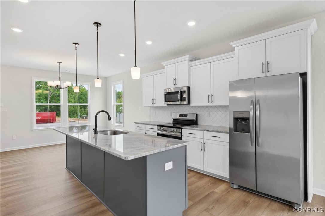 000 Mt. McCauley Way