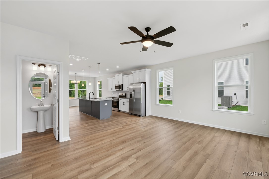 000 Mt. McCauley Way