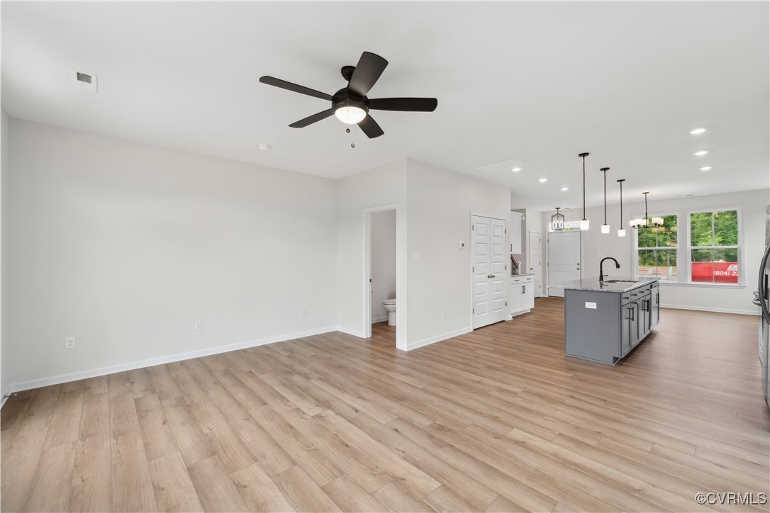 000 Mt. McCauley Way