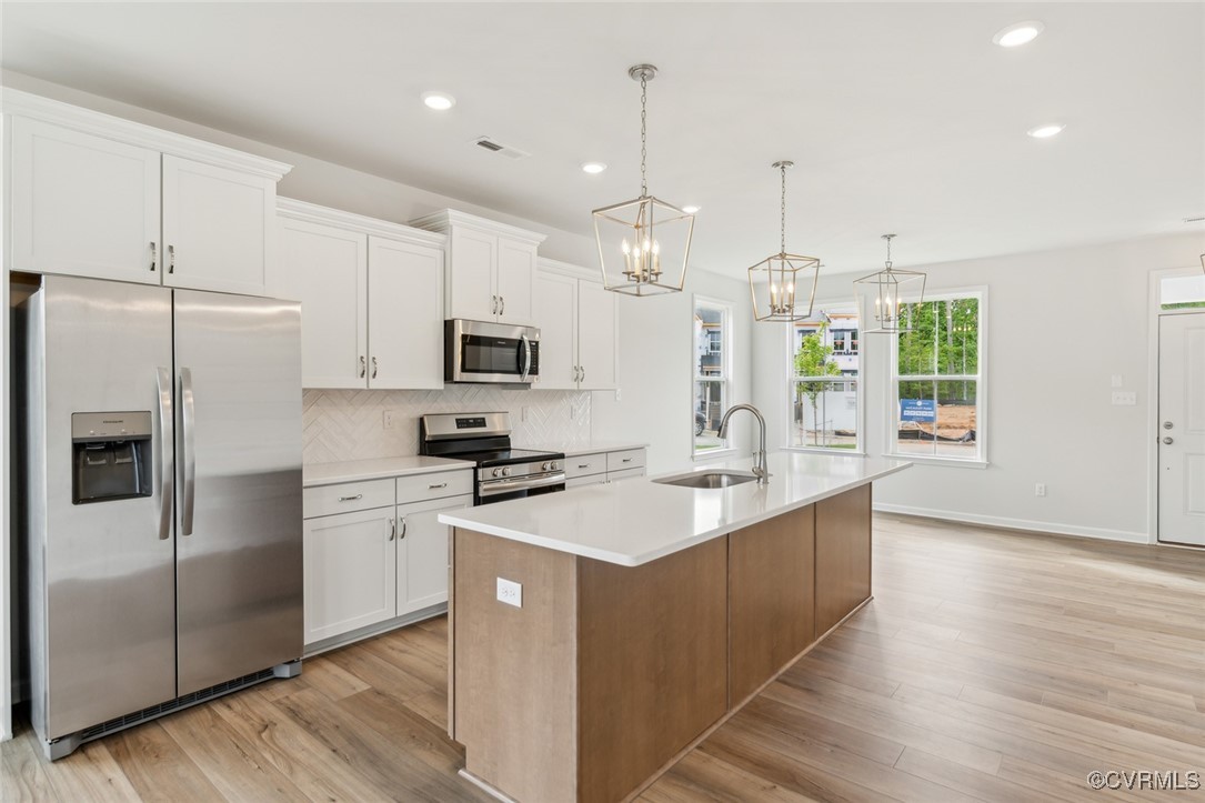 000 Mt. McCauley Way