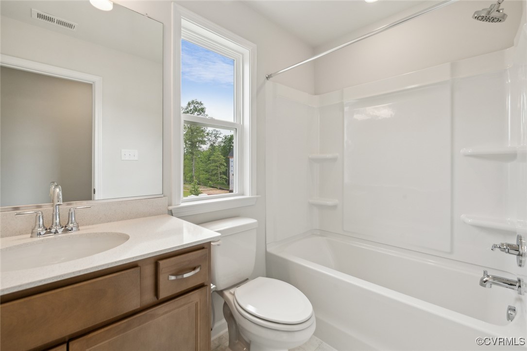 000 Mt. McCauley Way