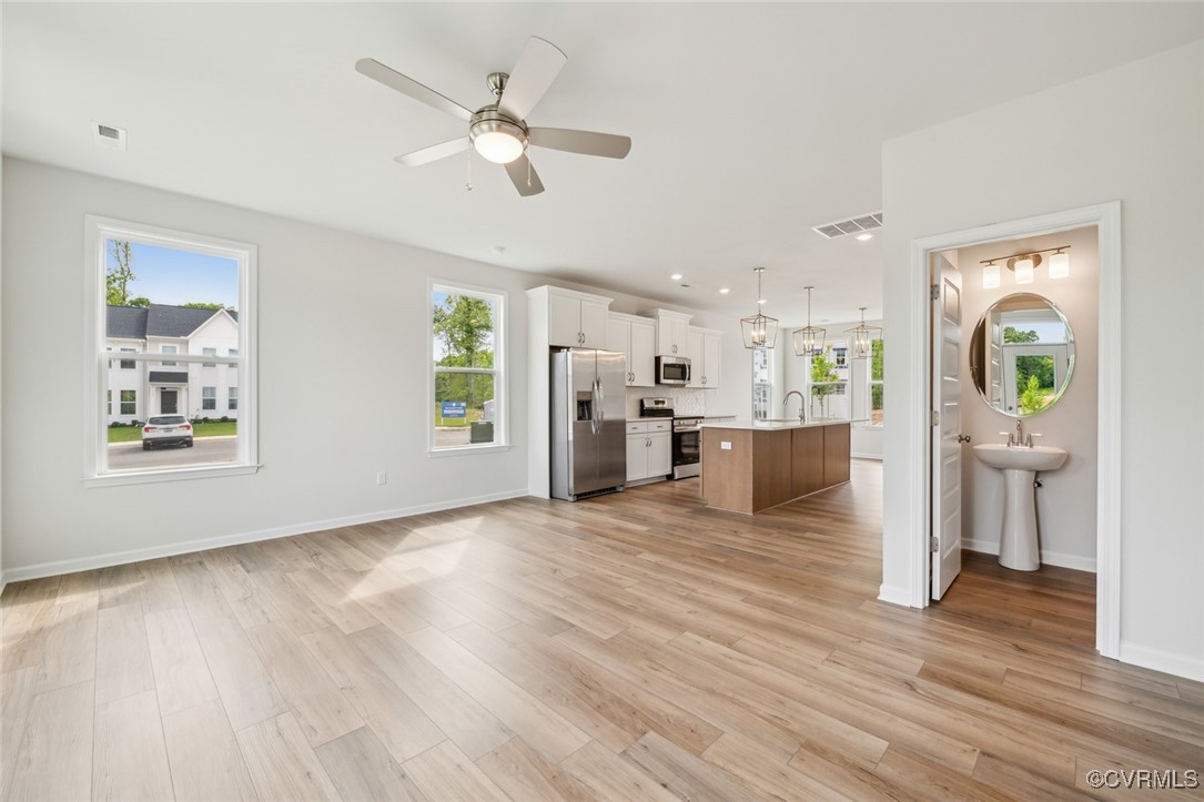 000 Mt. McCauley Way