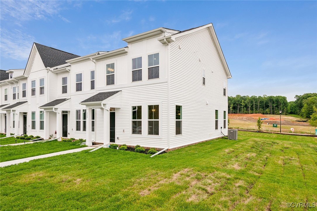 000 Mt. McCauley Way