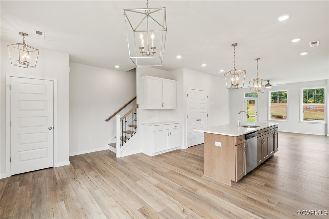 000 Mt. McCauley Way