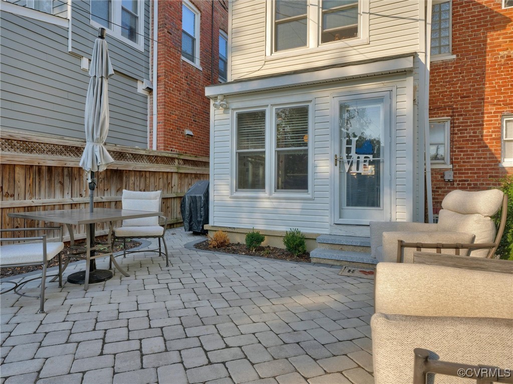 3209 1/2 Hanover Ave