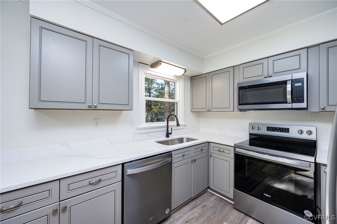 10706 Kelmont Ct