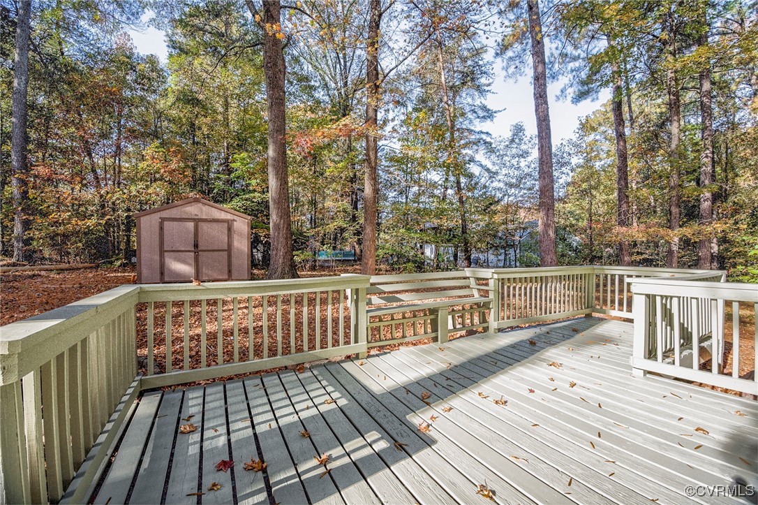 10706 Kelmont Ct