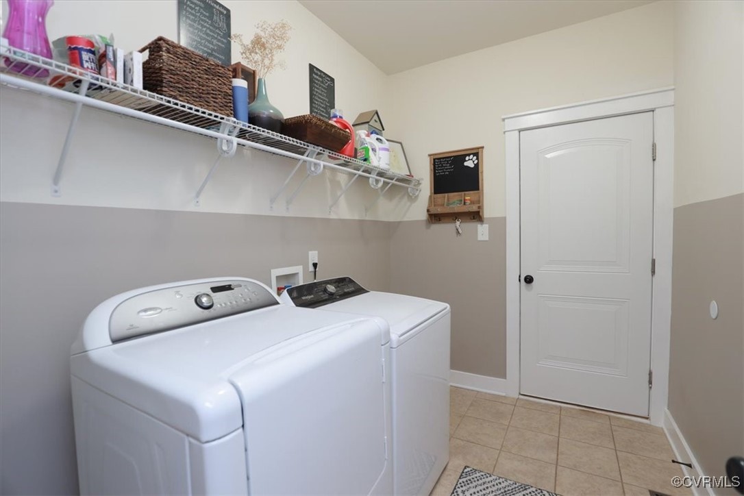 12213 Golden Aster Ter