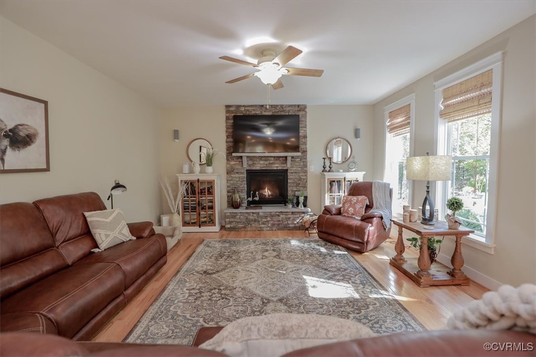 12213 Golden Aster Ter