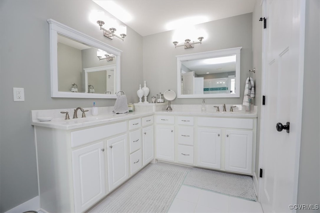 12213 Golden Aster Ter