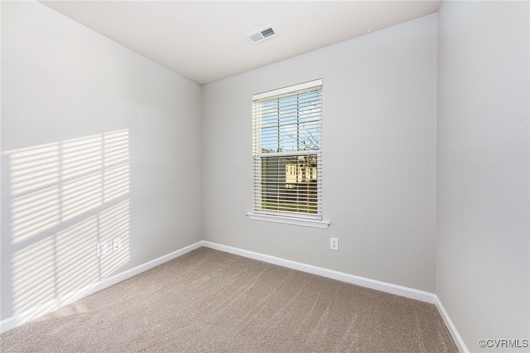 946 Kitty Hamilton Cir