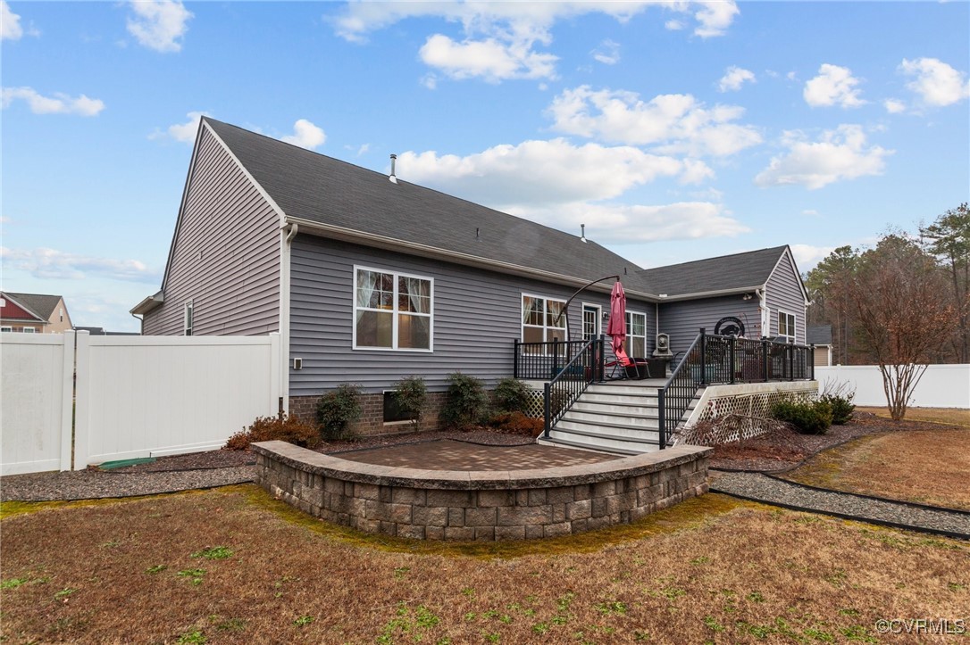 7067 Ravenscraig Cres