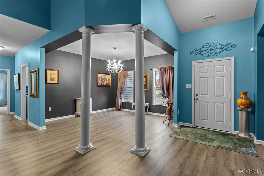 7067 Ravenscraig Cres