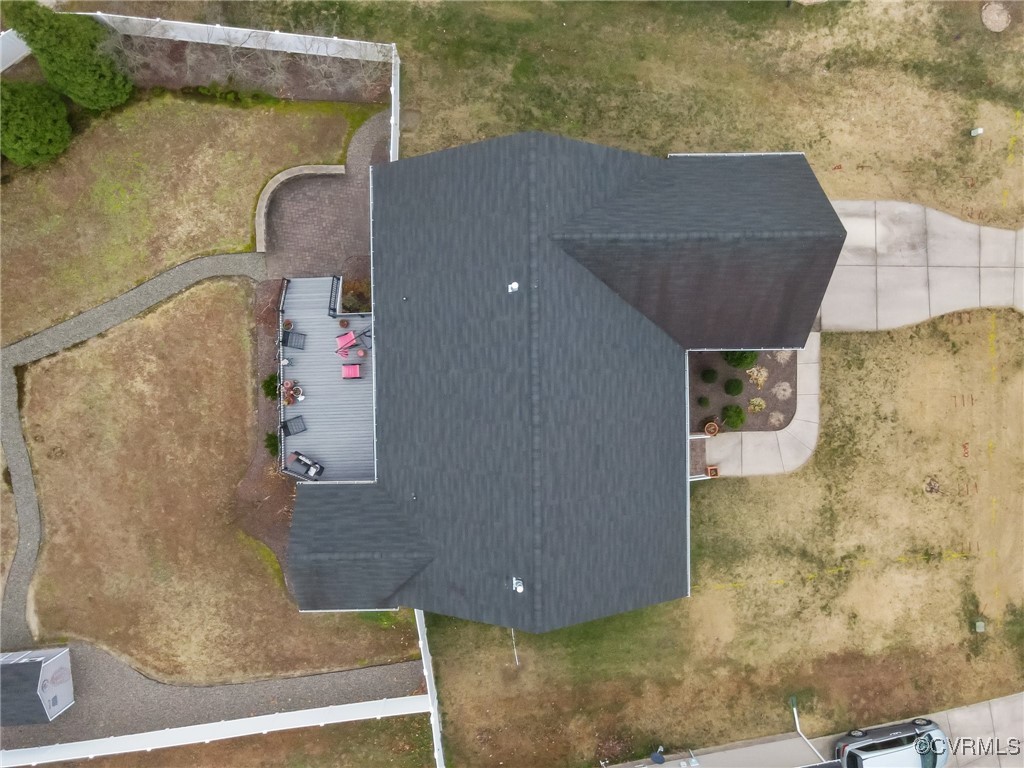 7067 Ravenscraig Cres