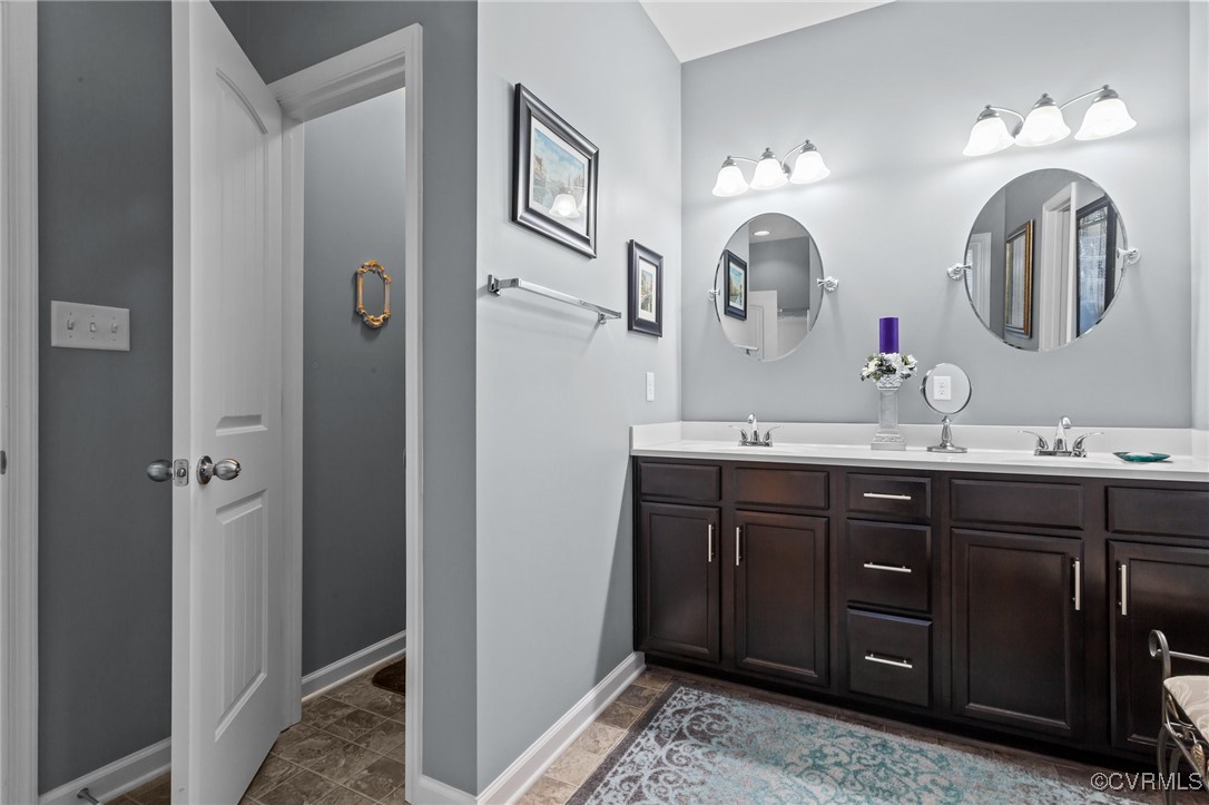 7067 Ravenscraig Cres