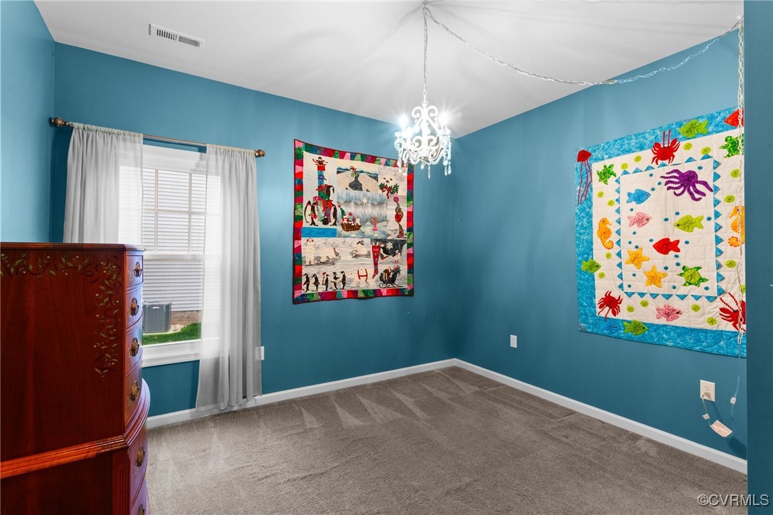 7067 Ravenscraig Cres