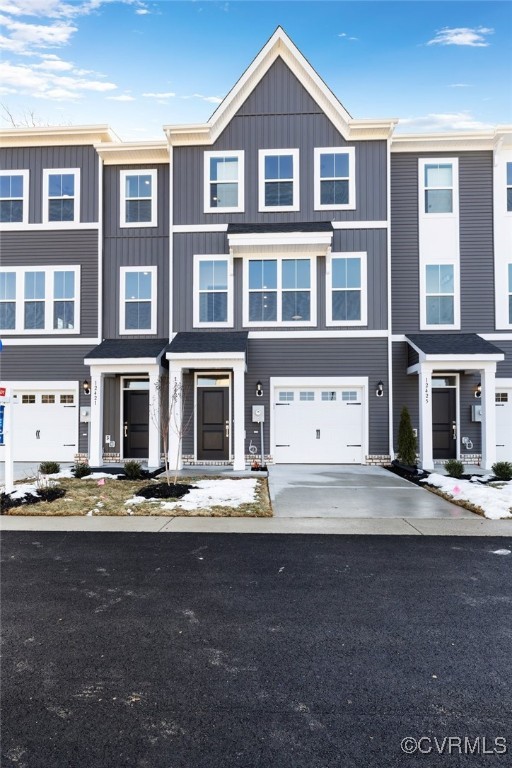 12423 Gaytoncrest Ln